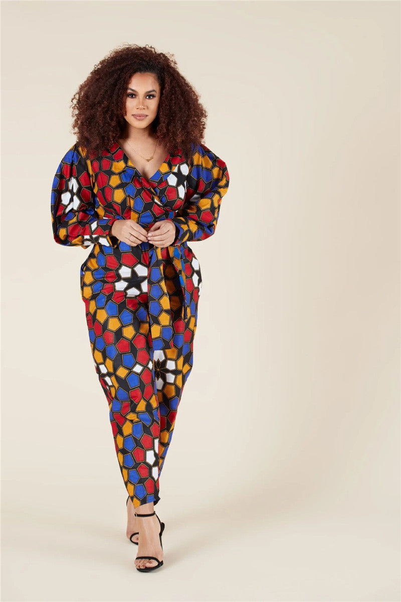 Damen Jumpsuit mit V-Ausschnitt, langen Ärmeln, afrikanischem Muster und verkürzter Hose