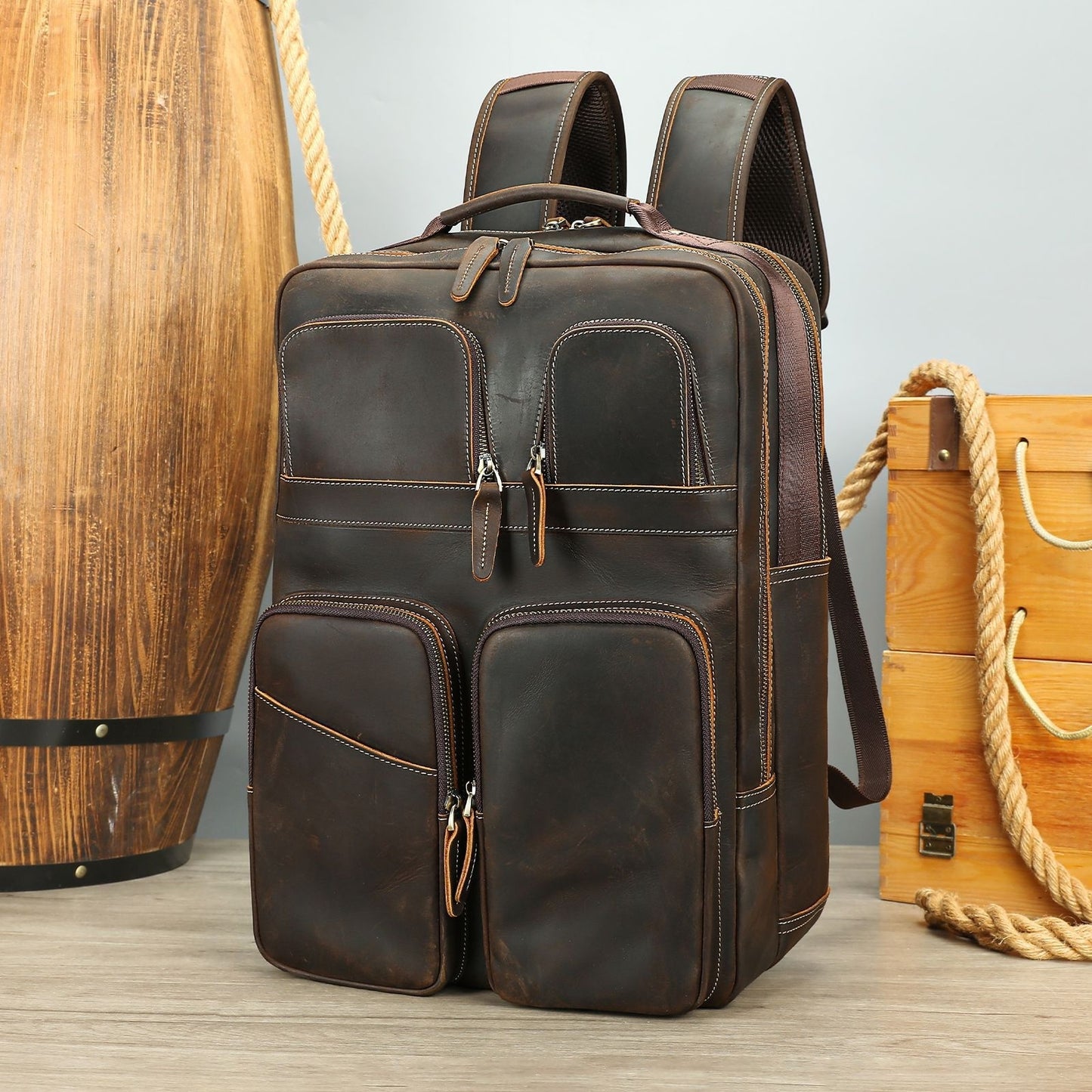 Sac à dos grande capacité en cuir pour l'extérieur