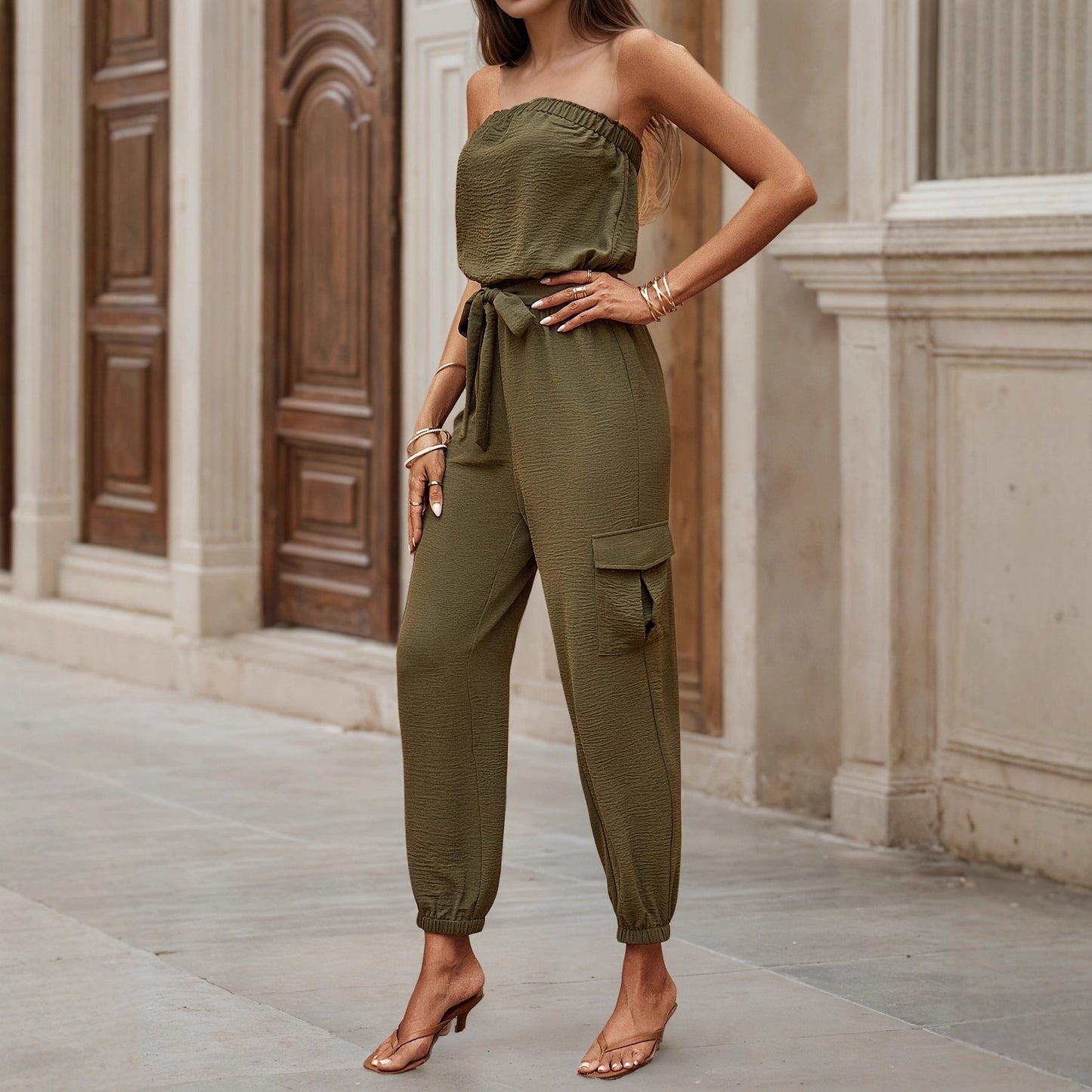 Trägerloser lässiger Overall für Damen mit Taschen