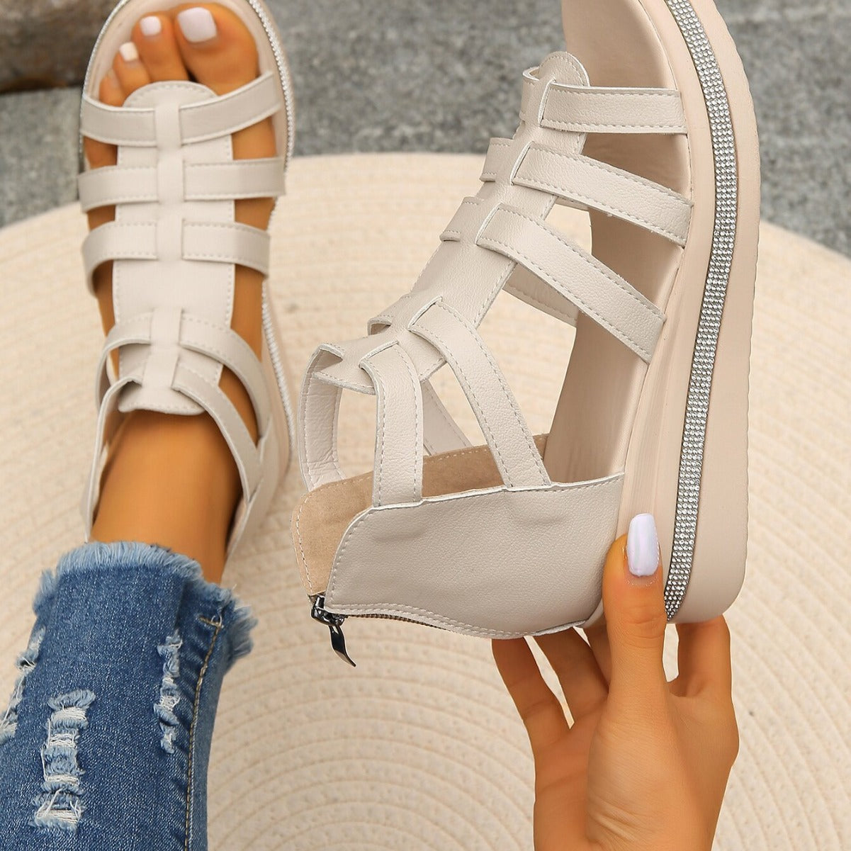 Sandales compensées à plateforme et strass pour femme