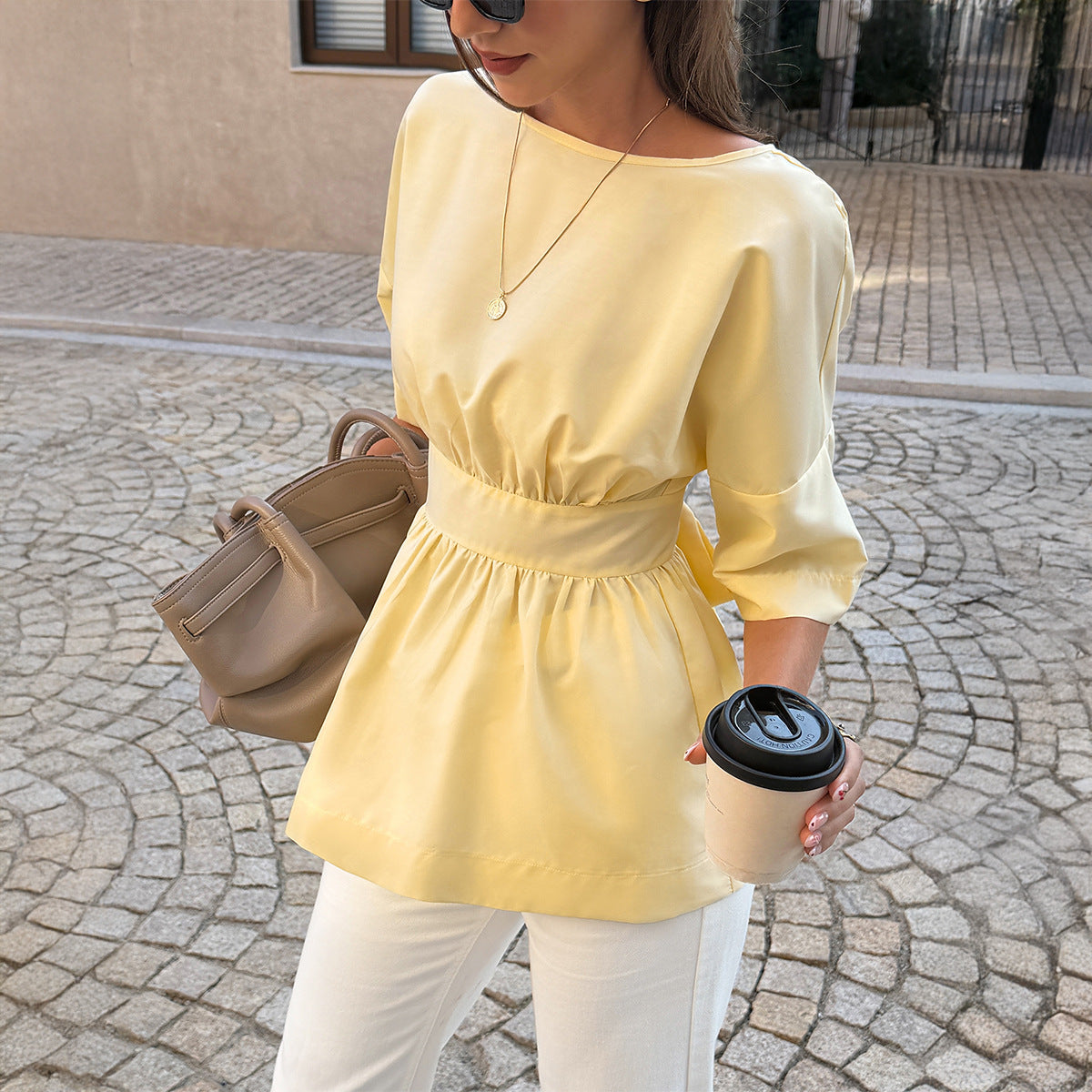 Französisches romantisches rückenfreies Schnür-Loose-Shirt-Top