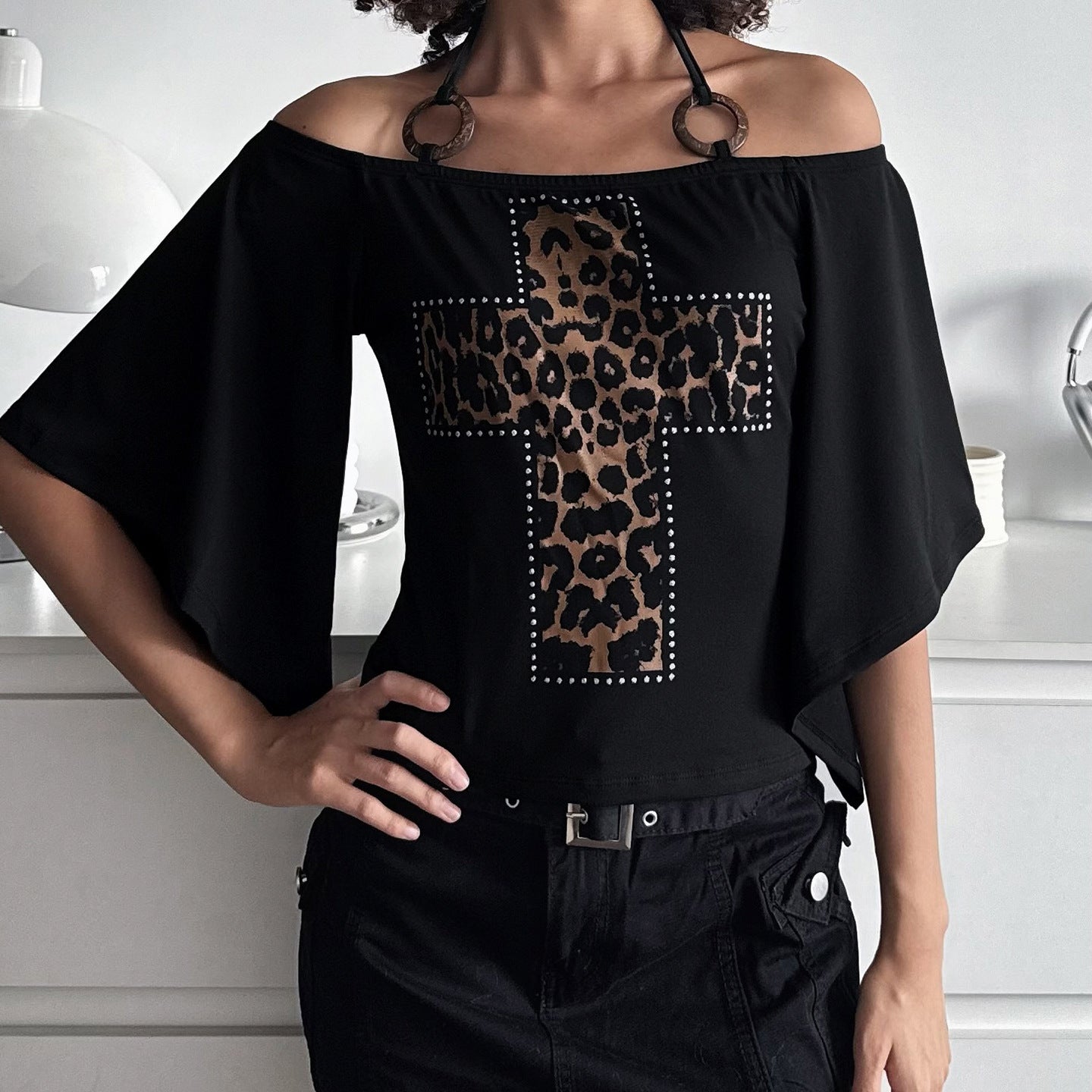 Haut Rétro Léopard Imprimé Sassy À Col Halter Et Décolleté Plongeant