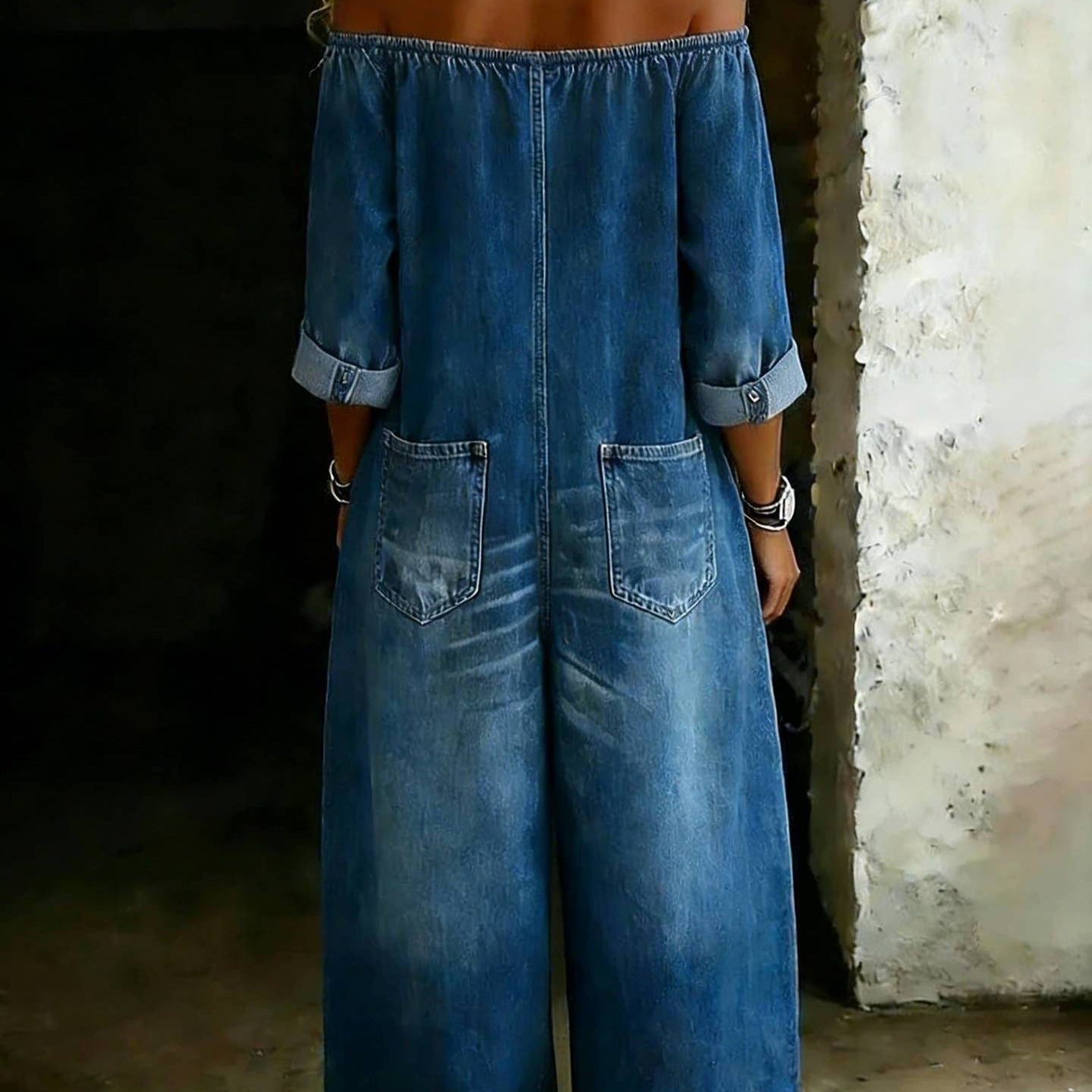 Einreihiger Off-Shoulder Jumpsuit aus gewaschenem Jeansimitat