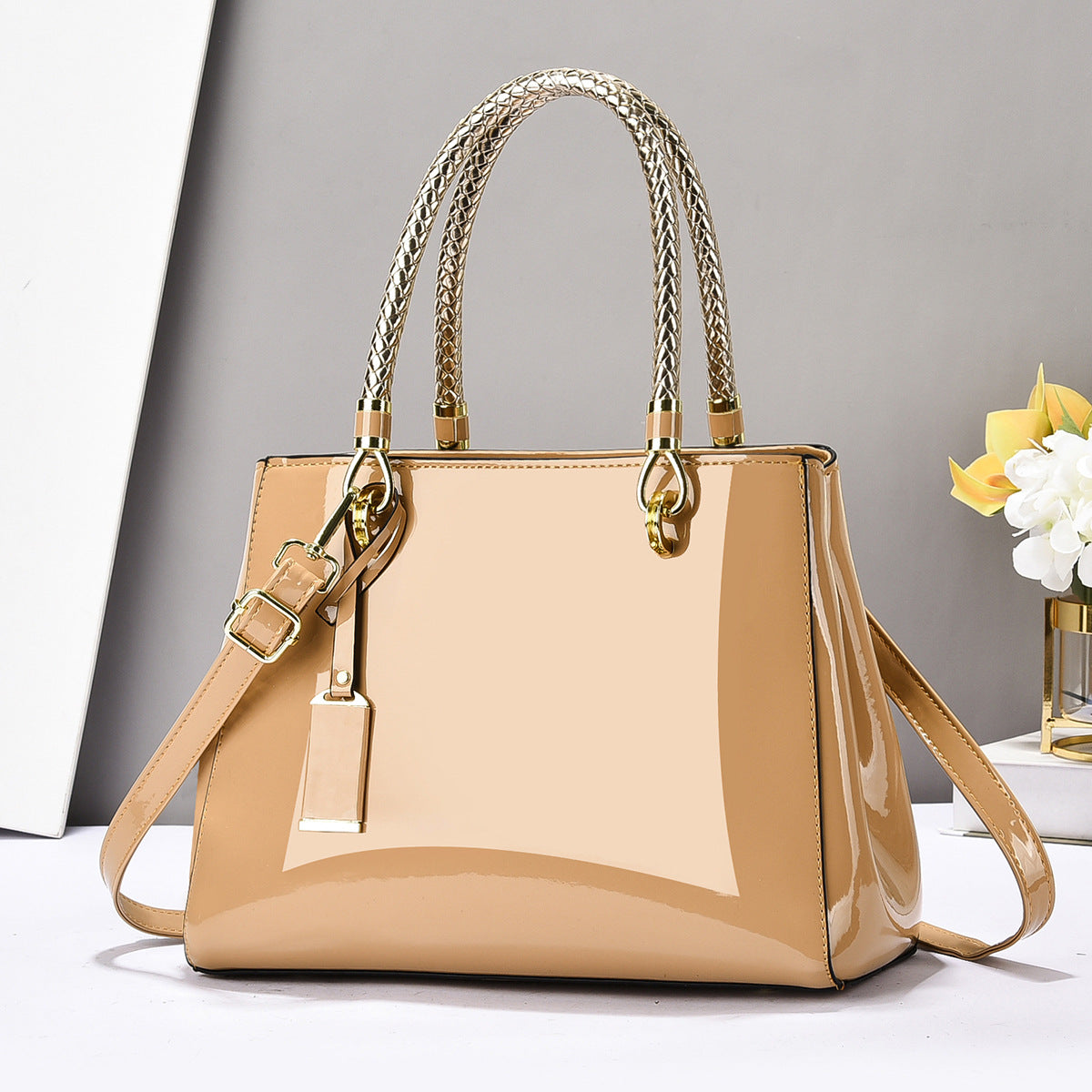 Sac à main brillant en cuir verni tendance, grande capacité, décontracté, à bandoulière