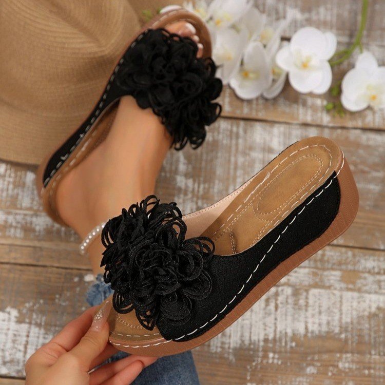 Plus-size Summer Wedge Mule Sandals With A Fish-mouth Toe Ankle Strap And Floral Design For Outdoor Wear