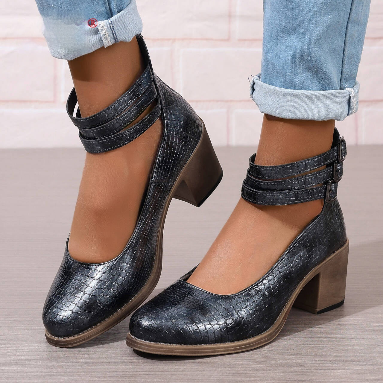 Retro 36-42 Large Size Chunky Heel Shoes With Back Zipper